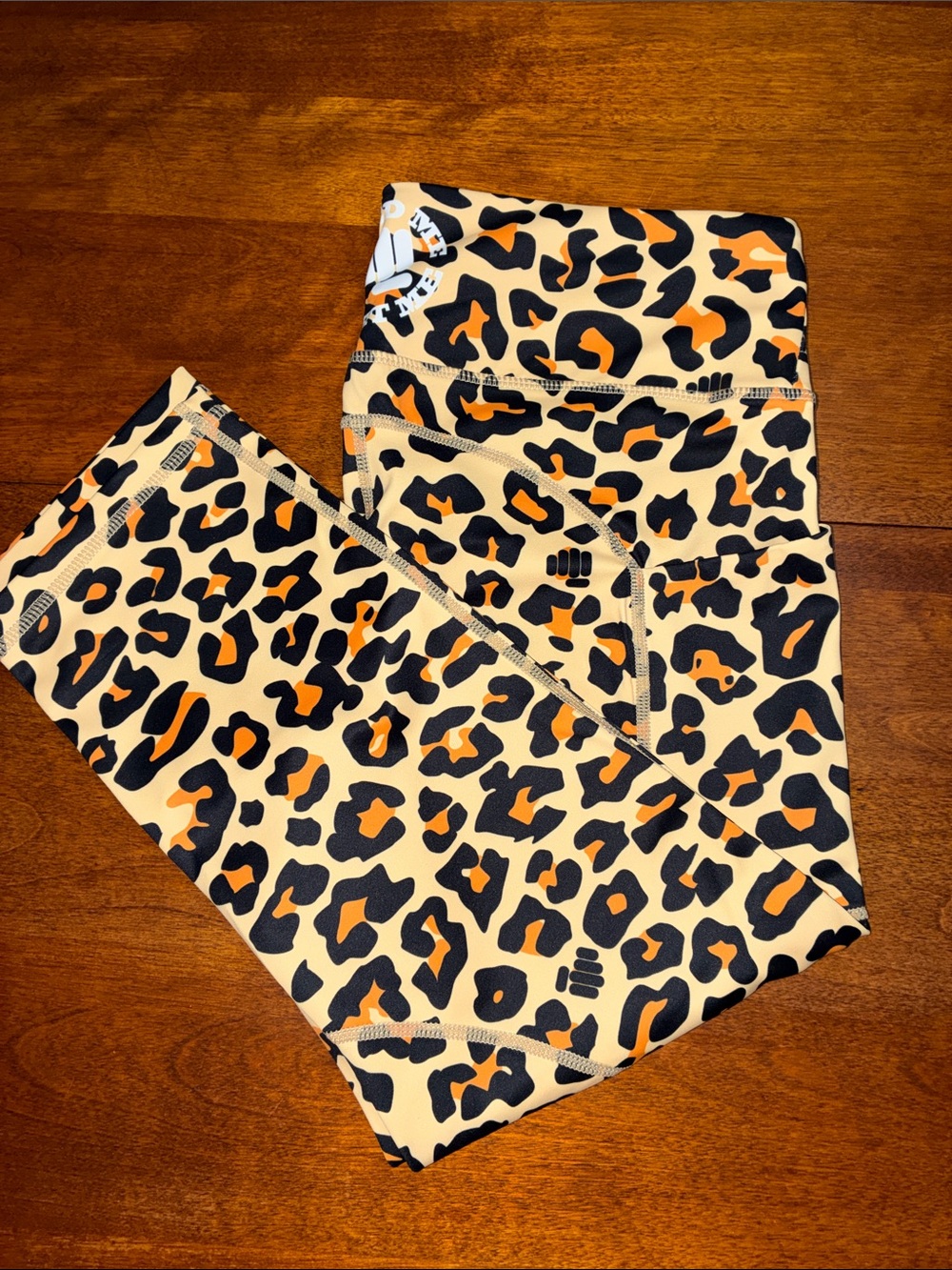 Feed Me Fight Me, Women’s Capri Leopard Print Leggings - Pockets
